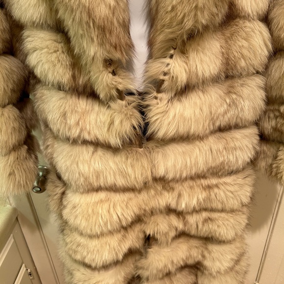 Fox coat: maxi, midi, 3/4 and bomber: - Picture 5 of 16